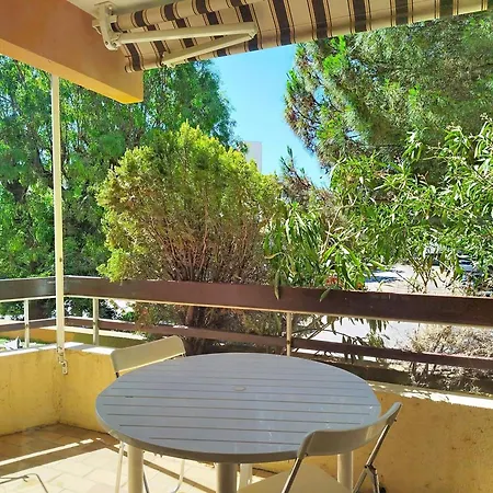 דירה T2 Climatise Avec Loggia A La Faviere, Proche Plages Et Commerces, Parking Inclus - Fr-1-610-2 *